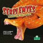 Julie K Lundgren, Julie K. Lundgren - Serpientes Espeluznantes Pero Geniales (Creepy But Cool Snakes)