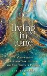 Liz Roberta - Living in Tune