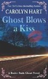 Carolyn Hart - Ghost Blows a Kiss