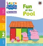 Peppa Pig - Learn with Peppa Phonics Level 2 Book 9 Fun at the Pool Phonics Reader