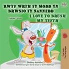 Shelley Admont, Kidkiddos Books - I Love to Brush My Teeth (Welsh English Bilingual Children's Book)