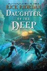 Stephanie Owens Lurie, Rick Riordan - Daughter of the Deep