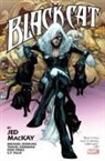 Chris Bachalo, Travel Foreman, Nao Fuji, Joe Kelly, Pepe Larraz, Ken Lashley... - Black Cat By Jed Mackay Omnibus