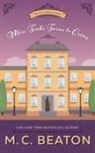 M. C. Beaton - Miss Tonks Turns to Crime