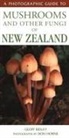 Photographic Guide to Mushrooms & Other Fungi