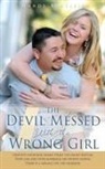 Mandy Renteria - The Devil Messed With the Wrong Girl: Identify your real enemy, Fight the right battles. Your life and your marriage are worth saving. There is a mira