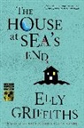 Elly Griffiths - The House at Sea's End