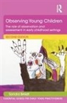 Sandra Smidt - Observing Young Children