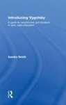 Sandra Smidt - Introducing Vygotsky