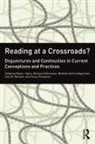 Rand J. (Michigan State University Spiro, Rand J. Deschryver Spiro, Michael DeSchryver, Michelle Schira Hagerman, Hagerman Michelle Schira, Paul M Morsink... - Reading At a Crossroads?