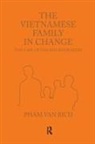 Pham Van Bich, Pham Van Bich - Vietnamese Family in Change