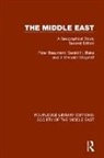 Peter Beaumont, Peter Blake Beaumont, Beaumont Peter, Gerald Blake, Blake Gerald, J. Malcolm Wagstaff... - Middle East