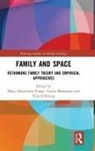 Maya (Tu Dortmund University Halatcheva-Trapp, Maya Halatcheva-Trapp, Giulia Montanari, Tino Schlinzig - Family and Space