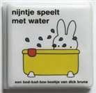 D. Bruna, Dick Bruna - Nijntje speelt met water