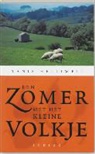 T. Helliwell - Een zomer met het Kleine Volkje