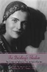 Kirsten A Seaver, Kirsten A. Seaver, Kristen A Seaver, Kristen A. Seaver, Alexandra Yourieff, Alexandra Andreevna Voronine Yourieff... - In Quisling's Shadow