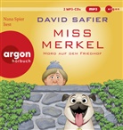 David Safier, Nana Spier - Miss Merkel: Mord auf dem Friedhof, 2 Audio-CD, 2 MP3 (Hörbuch)