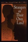 Mark D. Milliron, John E. Roueche, Suanne D. Roueche, Roueche John E., Roueche Suanne D. - Strangers in Their Own Land