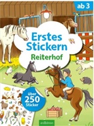 Petra Theissen - Erstes Stickern - Reiterhof