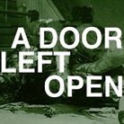 A Door Left Open (Livre audio)