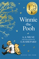 A A Milne, A. A. Milne, E. H. Shepard - Winnie-the-Pooh - Classics 100thAnniversary
