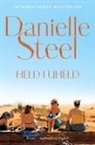 Danielle Steel - Held i uheld