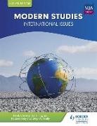 Frank Cooney, Gary Hughes, Pauline Kelly, Steph O'Reilly - Higher Modern Studies: International Issues