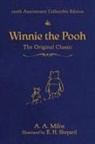 A A Milne, E H Shepard - Winnie the Pooh (100th Anniversary Collectible Edition)
