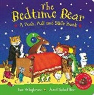 Ian Whybrow, Whybrow Ian - The Bedtime Bear: A Push, Pull and Slide Book