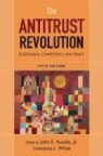 John E./ White Kwoka, John E. Kwoka, Lawrence J. White - The Antitrust Revolution