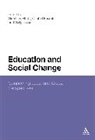 Geoffrey Elliott, Chahid Fourali, Sally Issler, Geoffrey Elliott, Chahid Fourali, Sally Issler - Education and Social Change