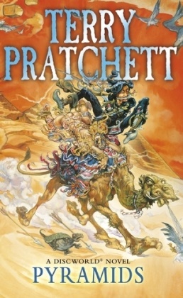 Terry Pratchett - Pyramids - Thr Book of Going Forth. A Novel of Discworld