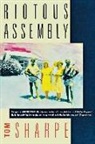Tom Sharpe - Riotous Assembly