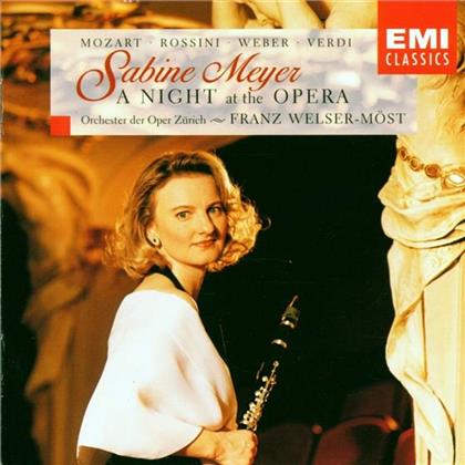Sabine Meyer - A Night At The Opera