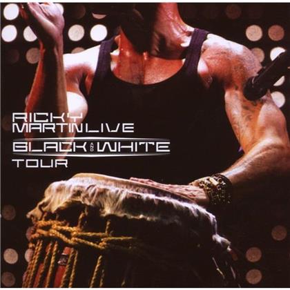 Ricky Martin - Live - Black & White