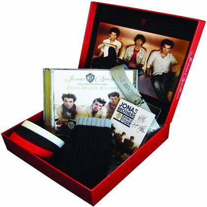 Jonas Brothers - Lines Vines & - Fan Pack Edition (CD + DVD)