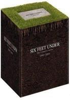 Six Feet Under - The complete series (Gift Set, 24 DVDs + Buch)