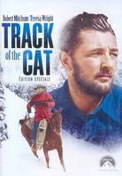 Track of the cat (1954)