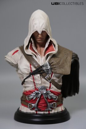 Legacy Collection: Ezio Auditore Figure