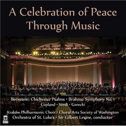 Leonard Bernstein (1918-1990), Johannes Brahms (1833-1897), Aaron Copland (1900-1990), Giuseppe Verdi (1813-1901), … - A Celebration Of Peace Through Music (2 CDs)