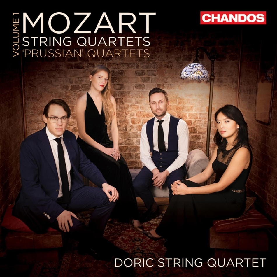 Wolfgang　Mozart　Quartets,　String　Amadeus　Quartet　by　String　Vol.　Doric　CDs)　(2　(1756-1791)