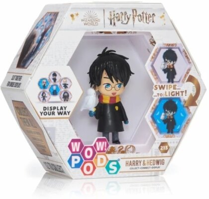 Harry Potter: Harry With Hedwig - Wow! Pod Wizarding World