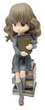 Harry Potter: Plastoy - Hermione Granger Pile Of Spell Books