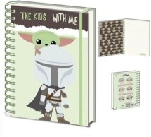 The Mandalorian - Star Wars: The Mandalorian Keyring The Kids With Me A5 Wired Notebook