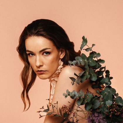 Maria Basel - Bloom