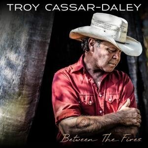 Troy Cassar-Daley - Between the Fires (Sony Australia, Yellow Vinyl, 2 LPs)