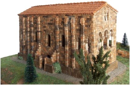 3D Keramik-Modellbausatz: Kirche Santa Maria del Naranco - Asturien (11 x 18 x 26 cm)