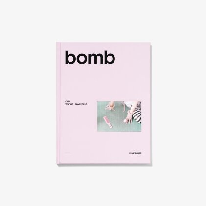 ILLIT (K-Pop) - Bomb (Pink Bomb Version)