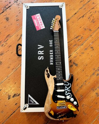 Axe Heaven Srvcase1/Fs005 Stevie Ray Vaughan's #1