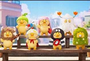 Upset Duck - Born This Way Blind Box Figur 18 cm Display (6)